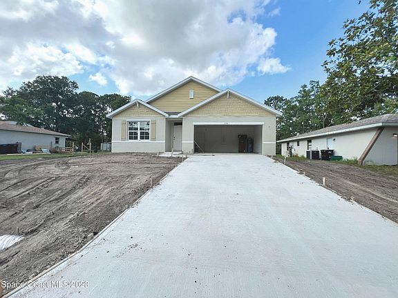 2nd image of 130 Bali St SE
