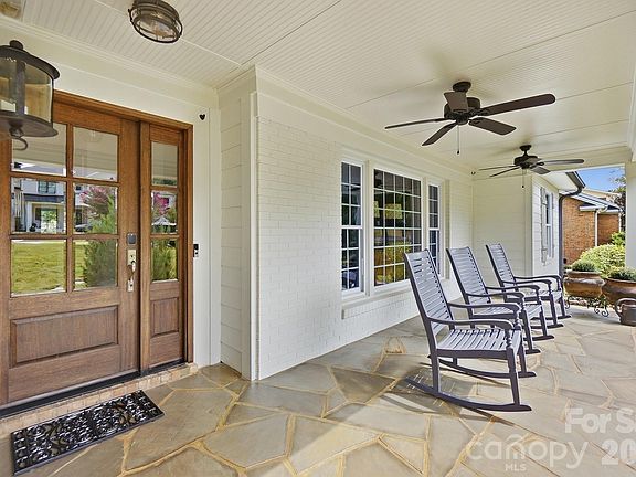 3rd image of 4315 Emory Ln