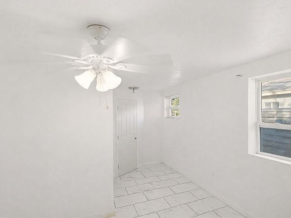 3rd image of 1906 2nd Ave E