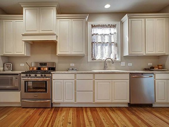 4th image of 103 Wildrose Ave