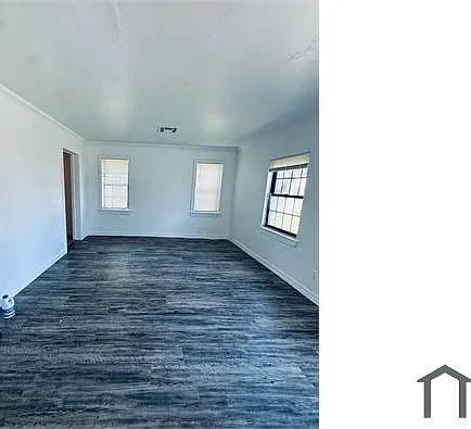326 E Harmon Dr — Photo 24