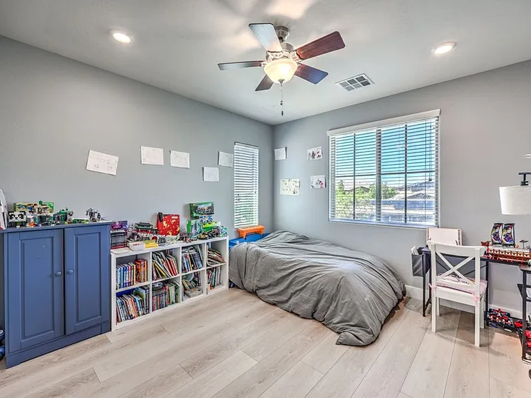 2815 Shining Sun Way — Photo 18