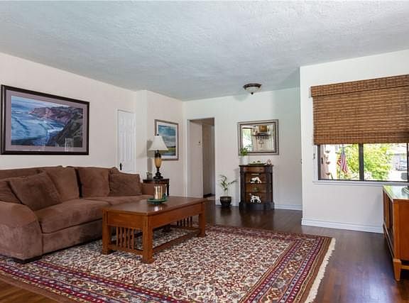 5th image of 6112 Edgefield St