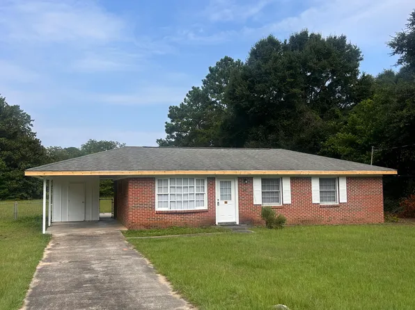 88 Price St, Daleville, AL 36322