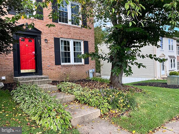2nd image of 913 Grayson Sq
