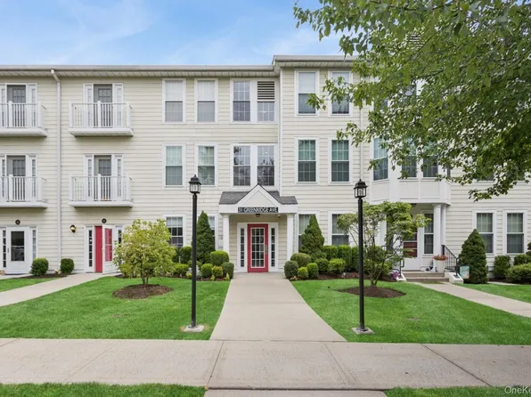 31 Greenridge Avenue #3J, White Plains, NY 10605