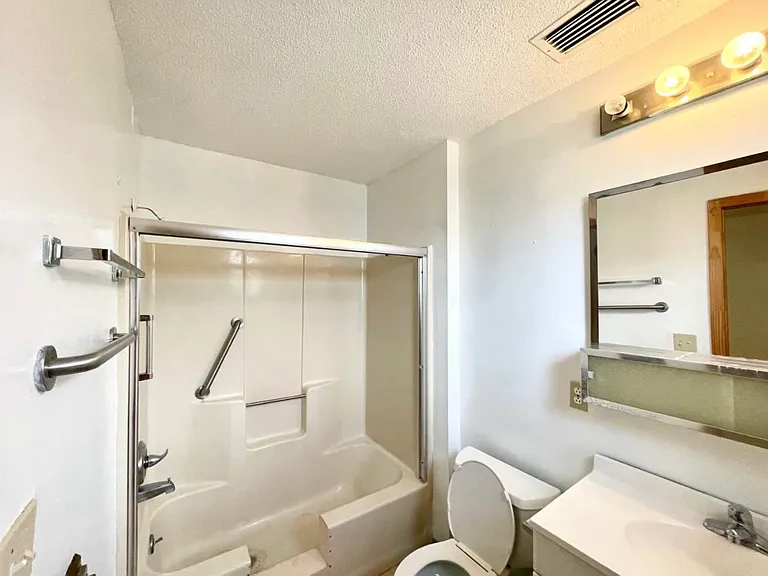 1474 Kerry Dr — Photo 6