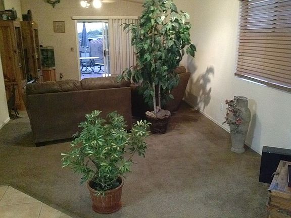 4th image of 2596 N Splitwood Ave
