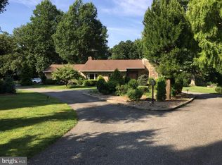 108 Slitting Mill Rd, Glen Mills, PA 19342