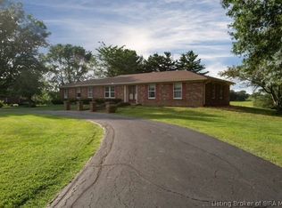114 E Eastern Hills Blvd, Salem, IN 47167