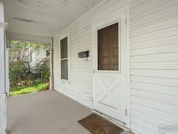 3rd image of 514 E 10th St