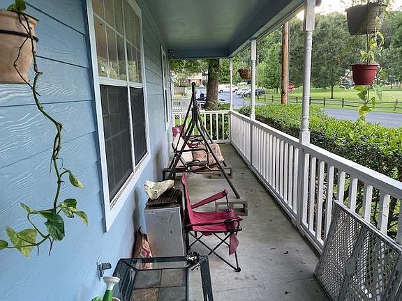 5th image of 4167 Red Oak Dr #1