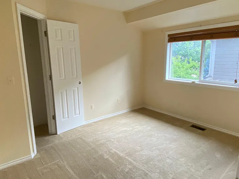 5539 Jewel Creek Ct — Photo 11