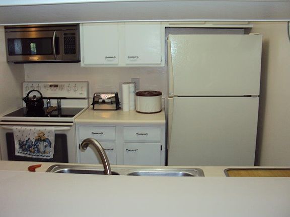 4th image of 7206 Springdale Dr