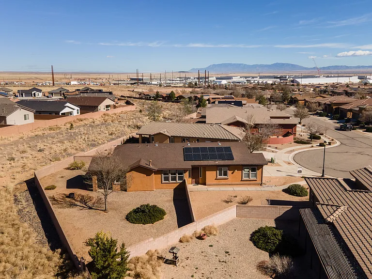 721 Promenade Trl SW — Photo 28