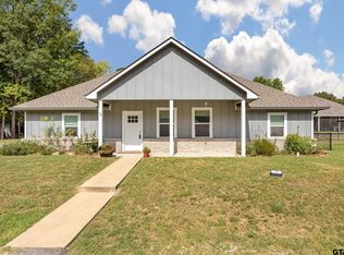 427 Garrett Cir, Winona, TX 75792