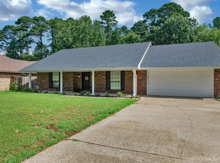 10015 Trailridge Dr, Shreveport, LA 71106