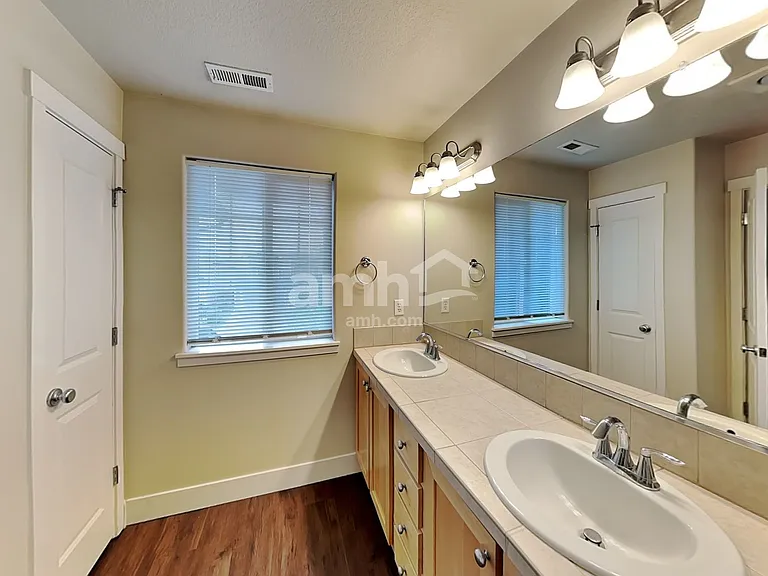 1378 Alpine Lakes St SE — Photo 13