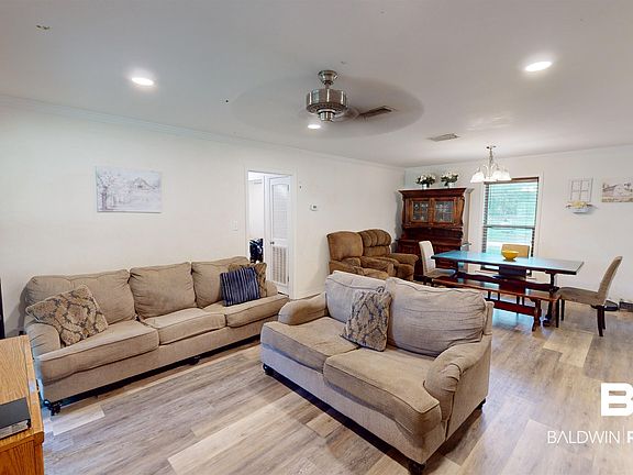 5th image of 10824 Sandy Ln
