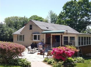 190 Brushy Ridge Rd, New Canaan, CT 06840