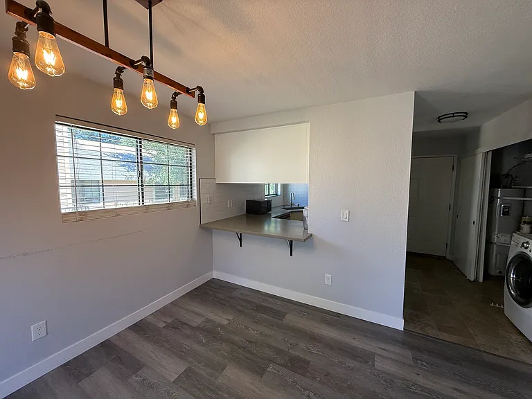 7441 Auburn Oaks Ct #B — Photo 20