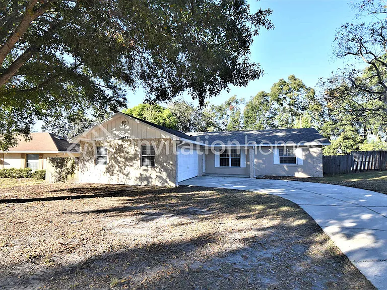 2843 N Bermuda Ave — Photo 1