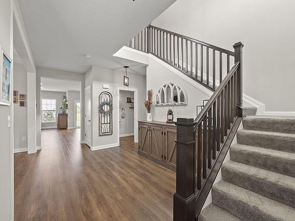 3rd image of 11880 Warbler Way