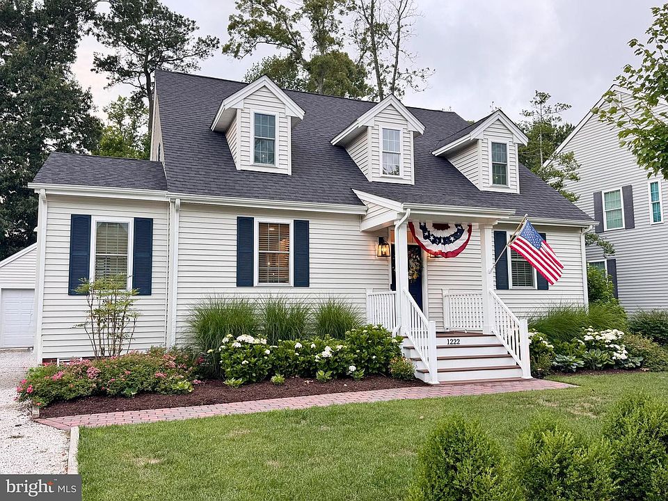 1st image of 1222 Carrollton Ln