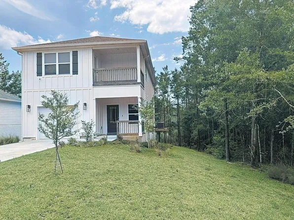 183 Hammock Oaks Blvd, Freeport, FL 32439