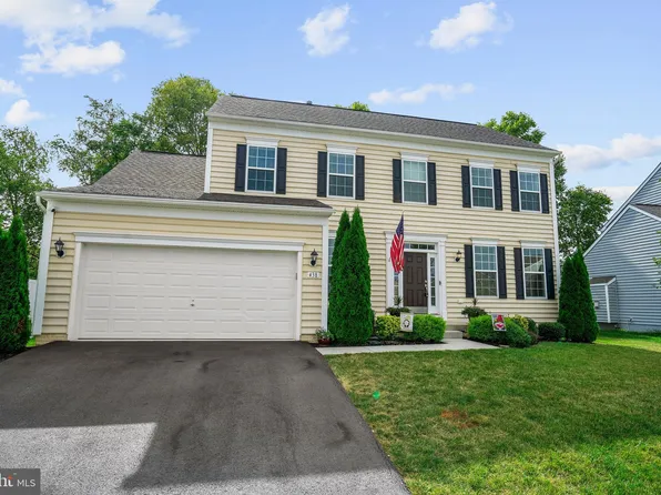 438 Dinwiddie Way, Kearneysville, WV 25430