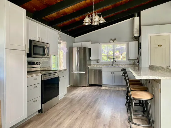 49 Eidelweiss Drive, Madison, NH 03849