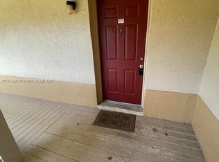4751 Via Palm Lks APT 419, West Palm Beach, FL 33417