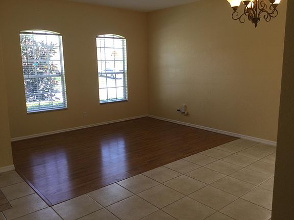 2nd image of 729 Whispering Cypress Ln