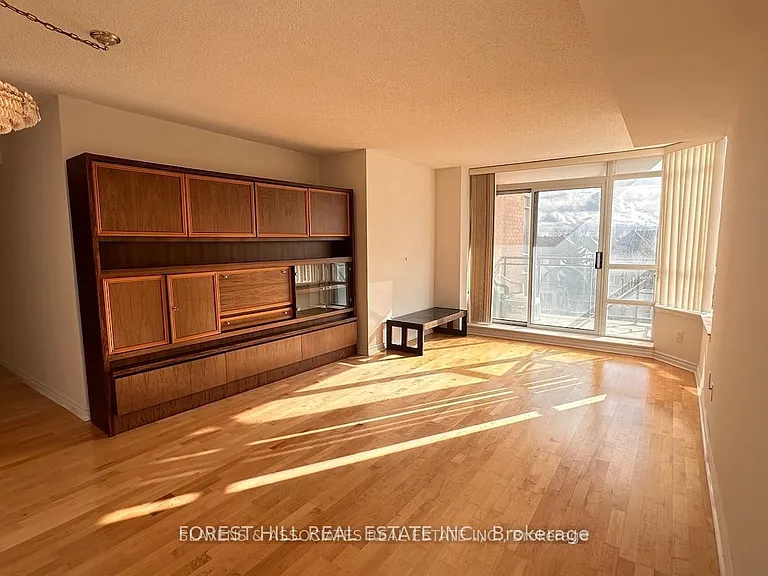 130 Pond Dr #512 — Photo 6