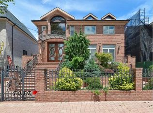31 Barlow Dr, Brooklyn, NY 11234