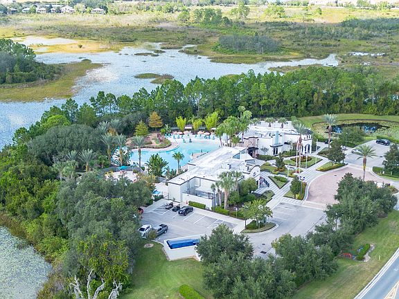 5th image of 154 Captiva Dr #1