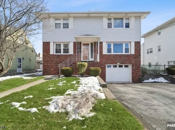 20 Westminster Pl, Saddle Brook, NJ 07663