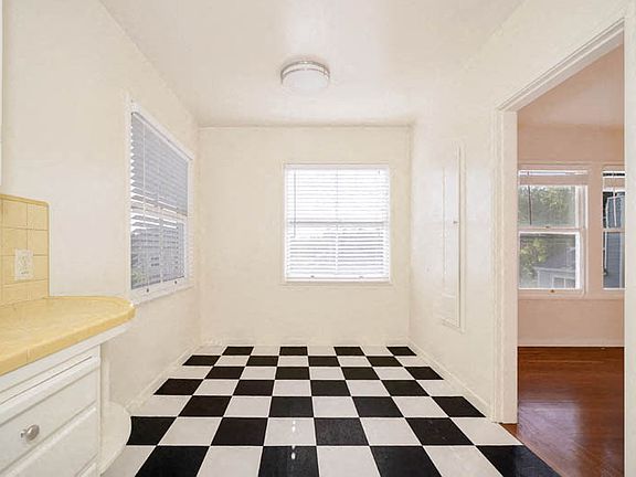 5th image of 360 Cowper St APT 16