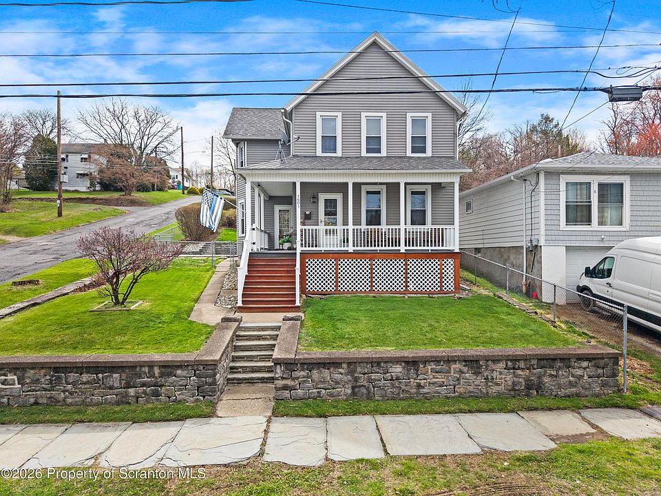 1st image of 1601 S Irving Ave