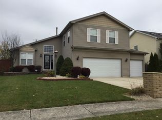 5317 Meadowbrook St, Plainfield, IL 60586