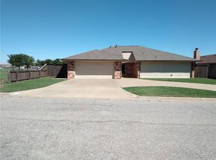 7713 NW Taylor Ave, Lawton, OK 73505
