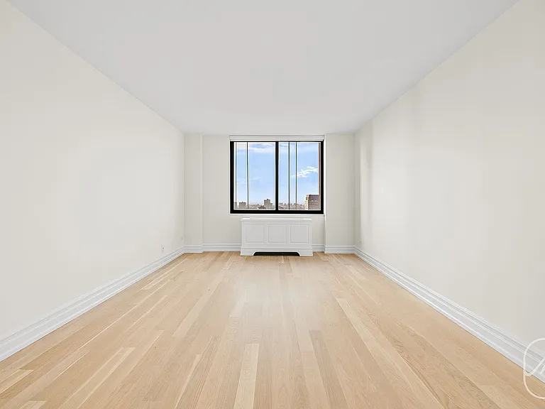145 W 67th St #33A — Photo 1