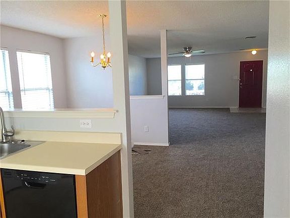 2nd image of 744 Lovern St