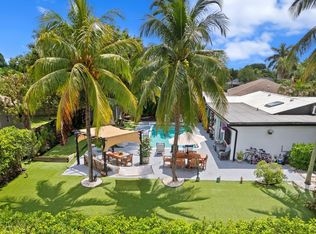 199 N Country Club Blvd, Boca Raton, FL 33487