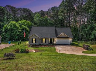 267 Rocky Point Rd, Covington, GA 30014