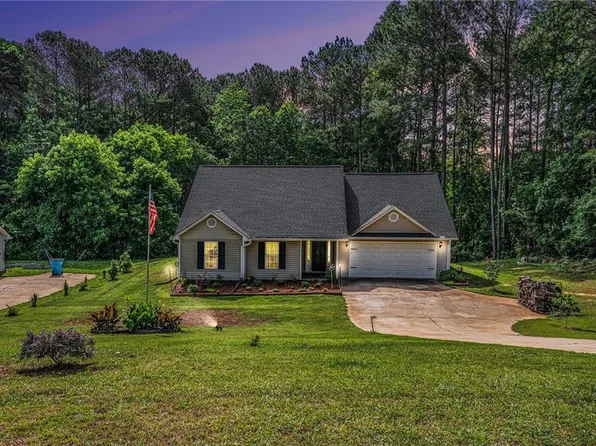 267 Rocky Point Rd, Covington, GA 30014