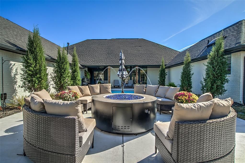 14825 Glenmark Dr, Edmond, OK 73013 | Zillow