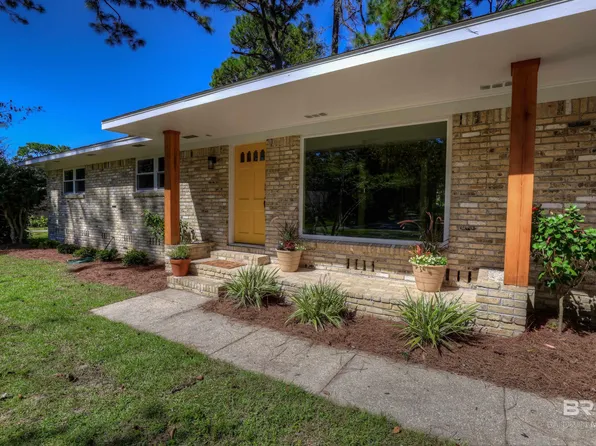 353 Patlynn Dr, Fairhope, AL 36532