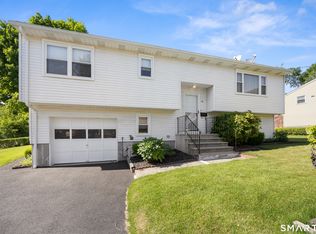 39 Munson Avenue, Waterbury, CT 06705