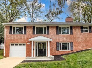 7503 Murillo St, Springfield, VA 22151